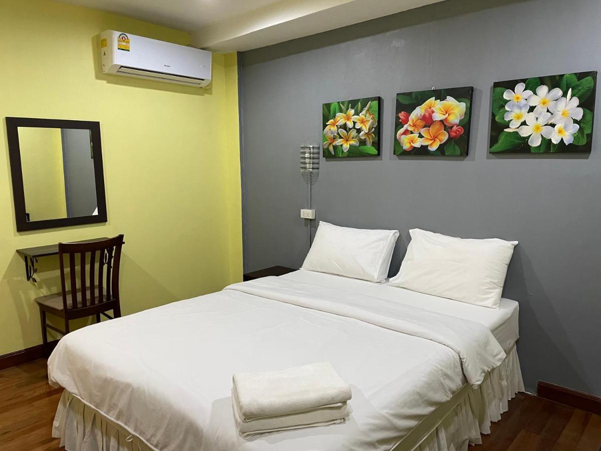 Nawaporn Place Пхукет Экстерьер фото