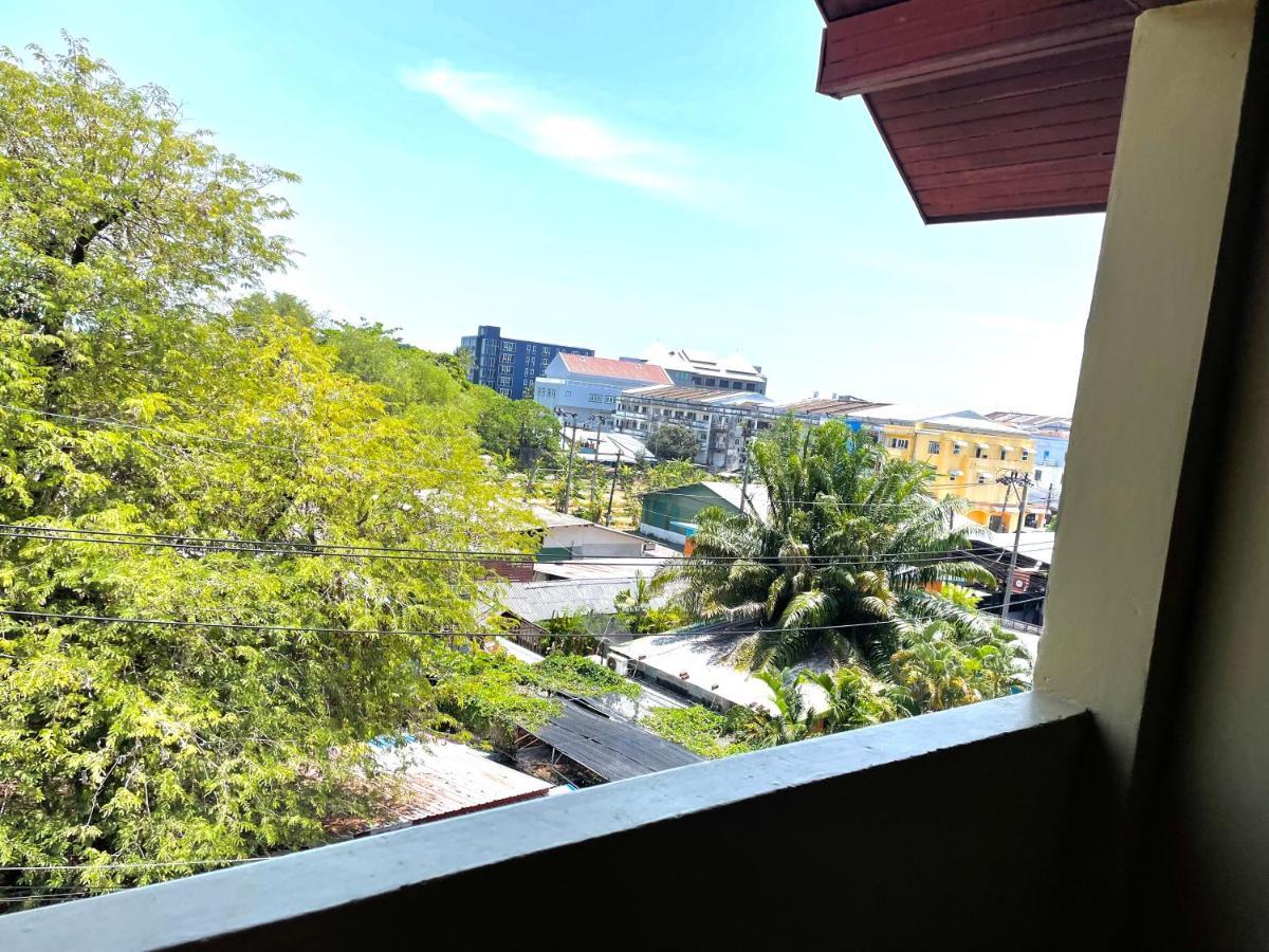 Nawaporn Place Пхукет Экстерьер фото